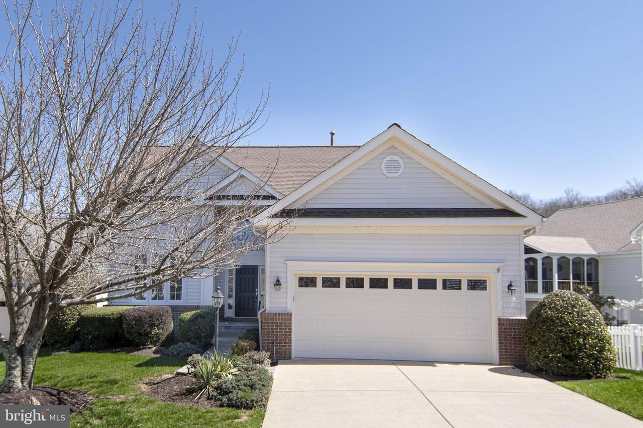 6727 Kimberwick Ct - Photo 2 of 46