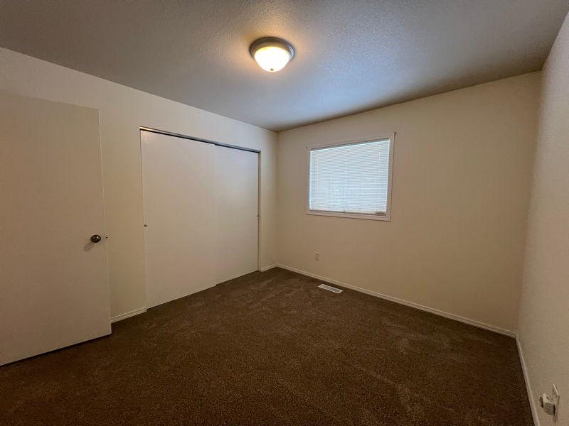 1574 N Copper Creek Rd - Photo 2 of 7