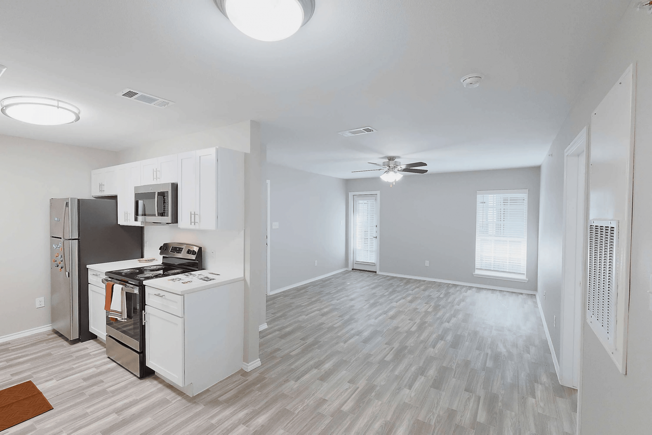 Arbor Creek - Photo 4 of 37