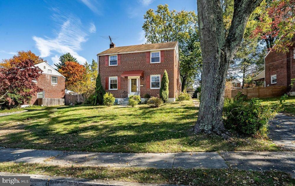 33 Sterner Ave - Photo 2 of 41
