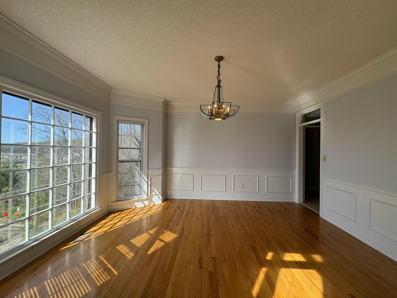 7595 Foxfire Dr Se #1 - Photo 4 of 29