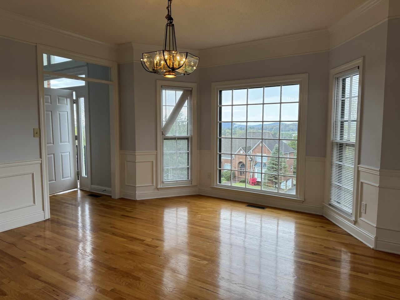 7595 Foxfire Dr Se #1 - Photo 6 of 29
