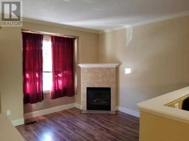 10205 17 St Uppr #104UPPER - Photo 2 of 12