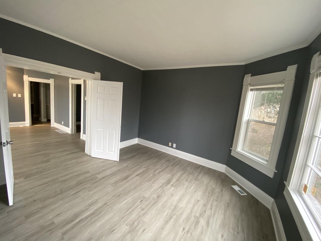 1601 N Mckinley Ave #0 - Photo 3 of 10