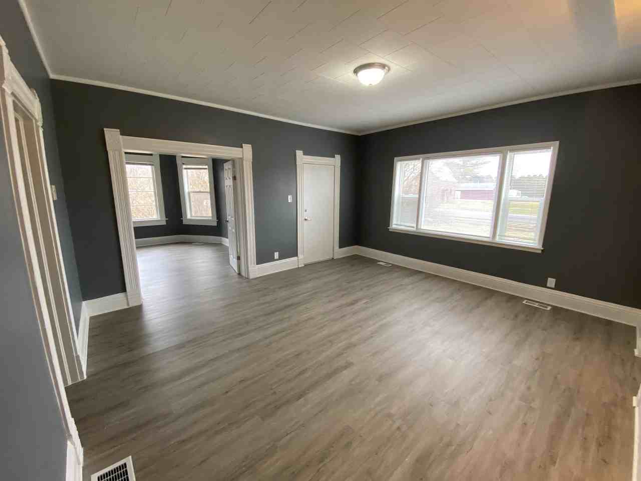 1601 N Mckinley Ave #0 - Photo 5 of 10
