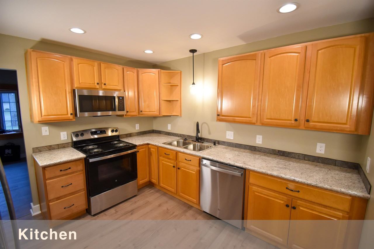 4823 Glenmina Dr #1 - Photo 2 of 24