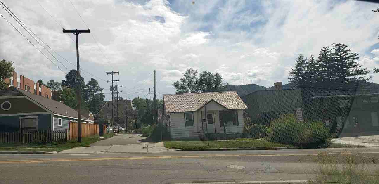 234 E 15th St - Photo 3 of 16