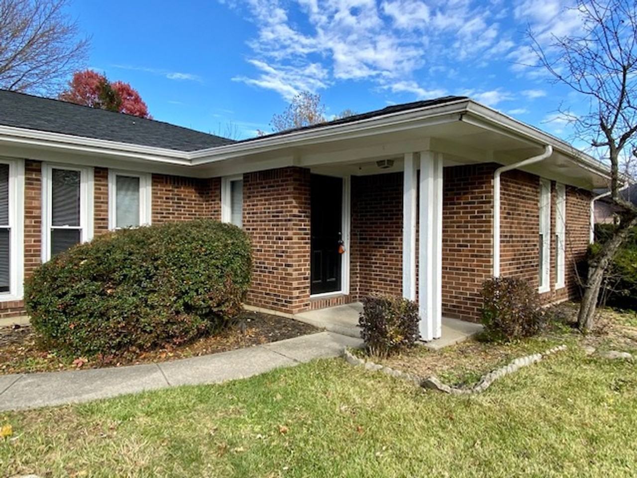 6632 Sunflower Ct - Photo 3 of 43