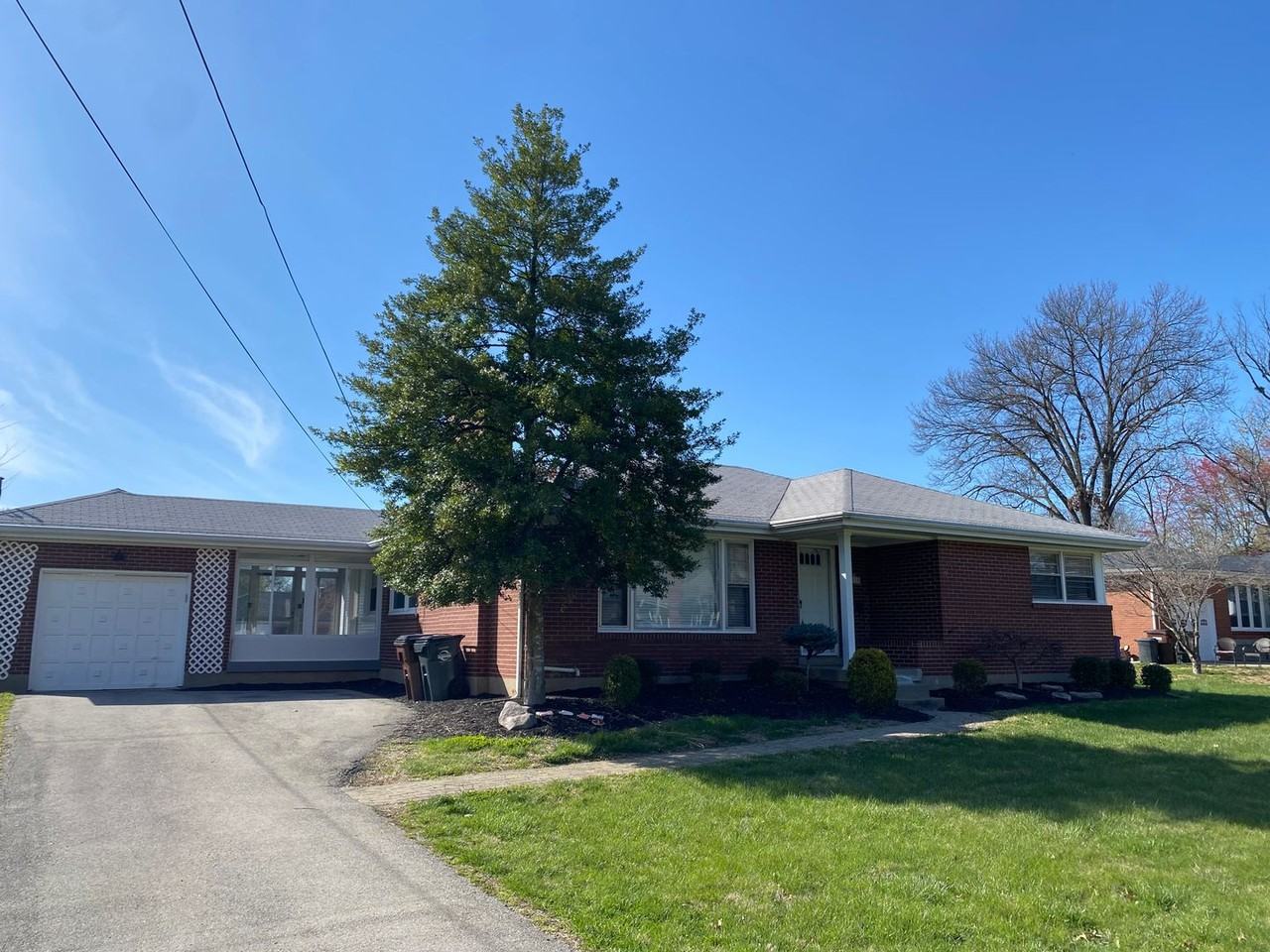 3110 Hewitt Ave - Photo 2 of 25