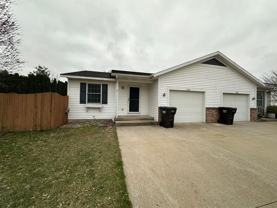 904 Vos Street - Photo 1 of 1