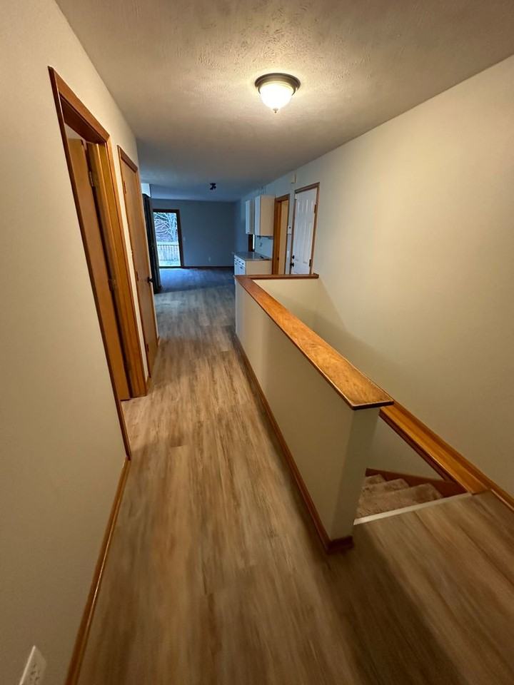 904 Vos Street - Photo 3 of 14