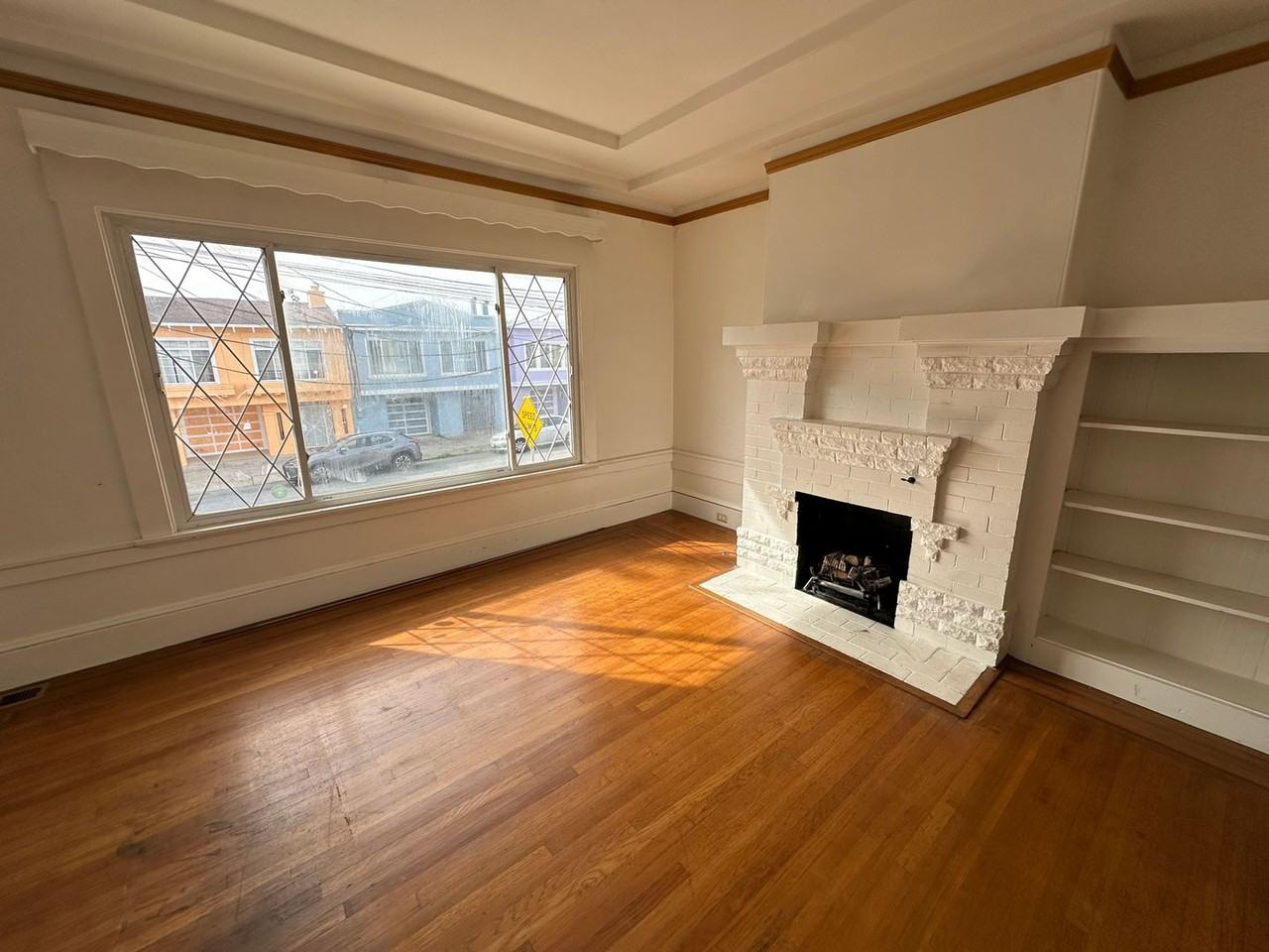 874 38th Ave - Photo 2 of 15