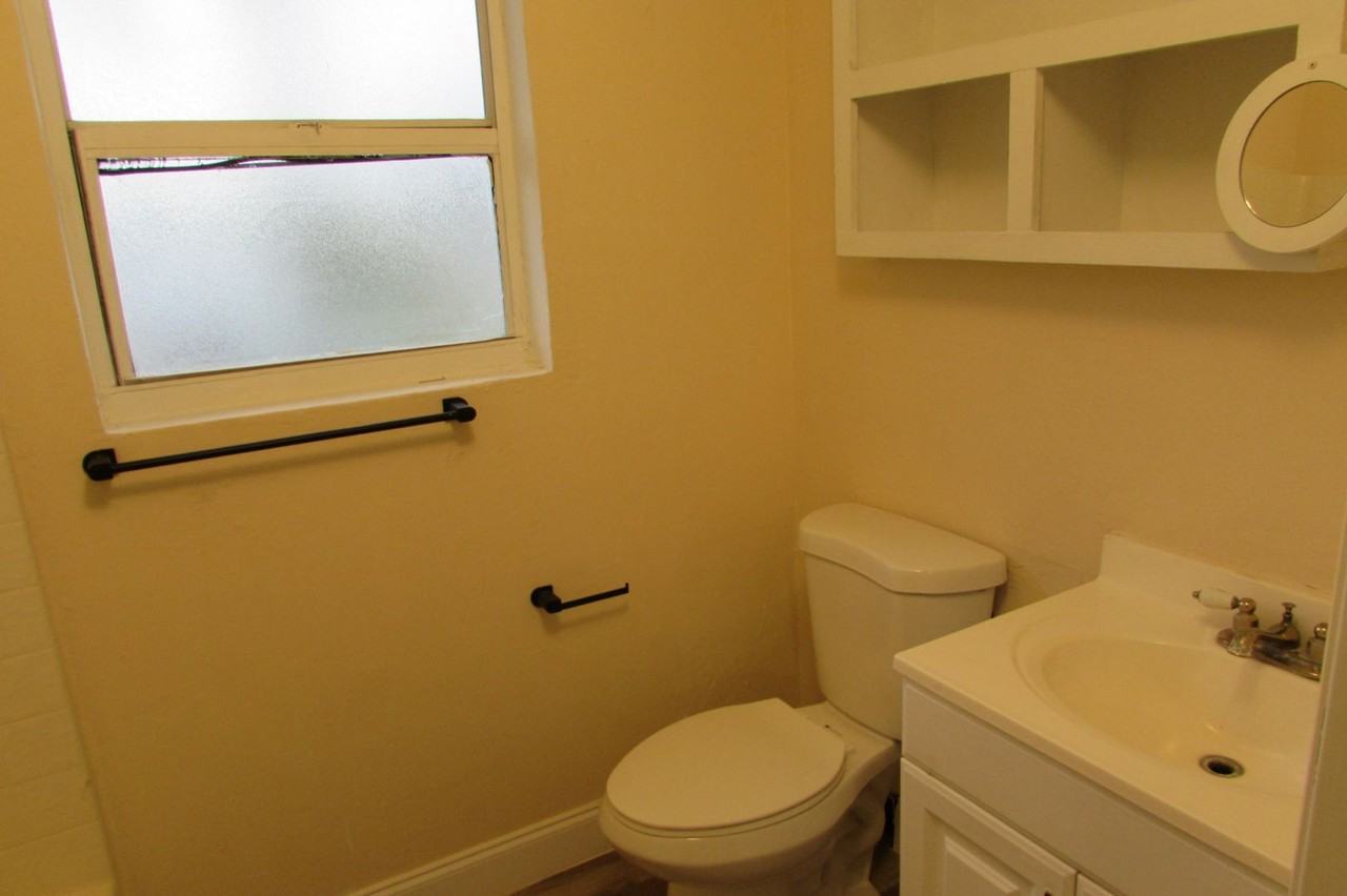 8346 Tolles Dr - Photo 2 of 23