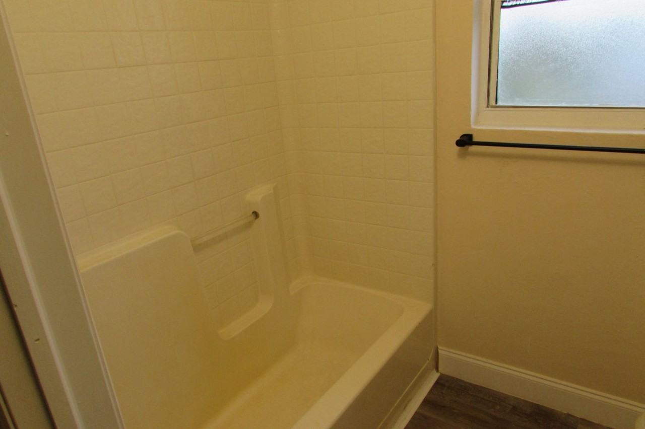 8346 Tolles Dr - Photo 3 of 23