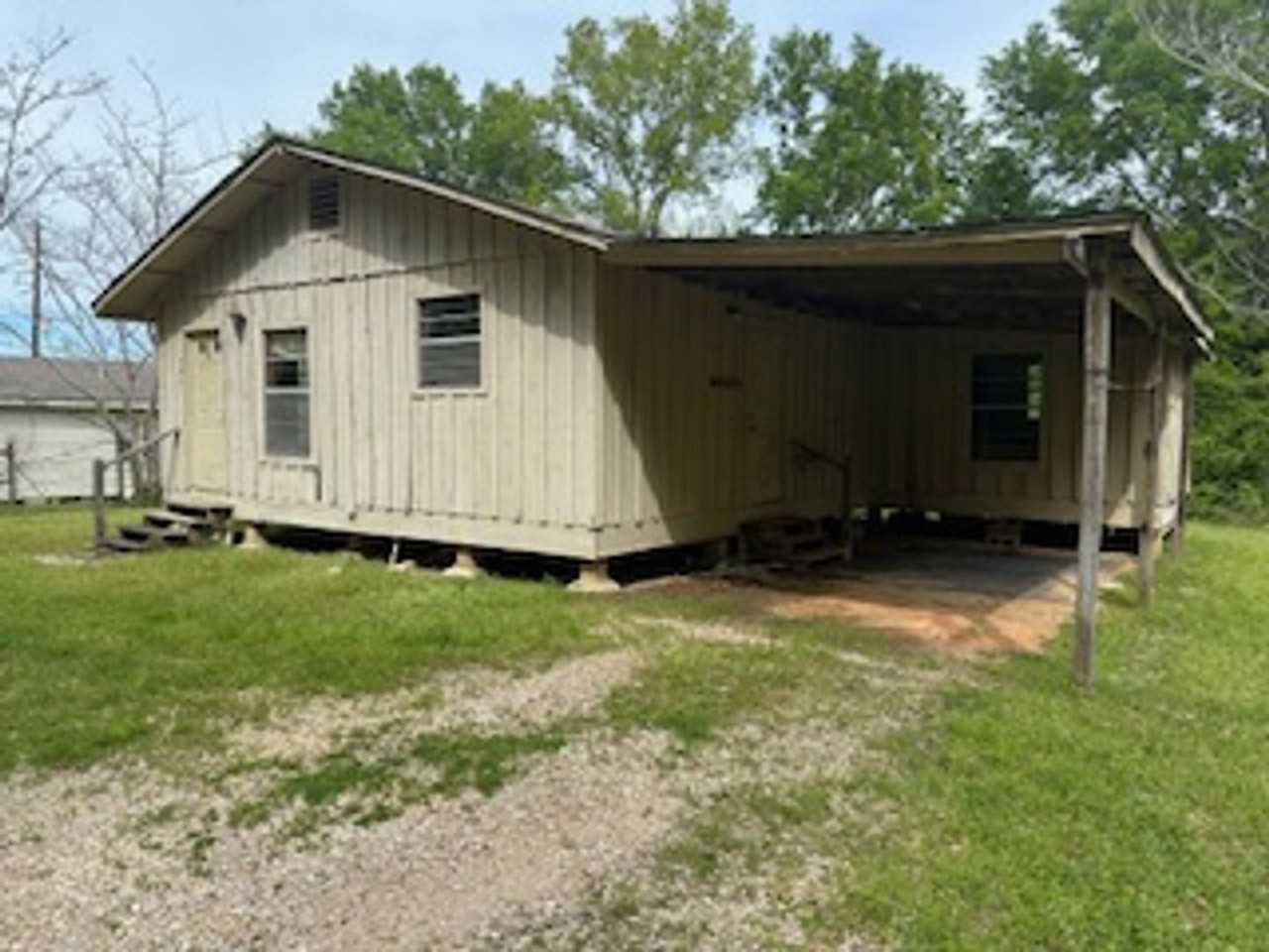 3461 Highway 8 - Photo 2 of 4