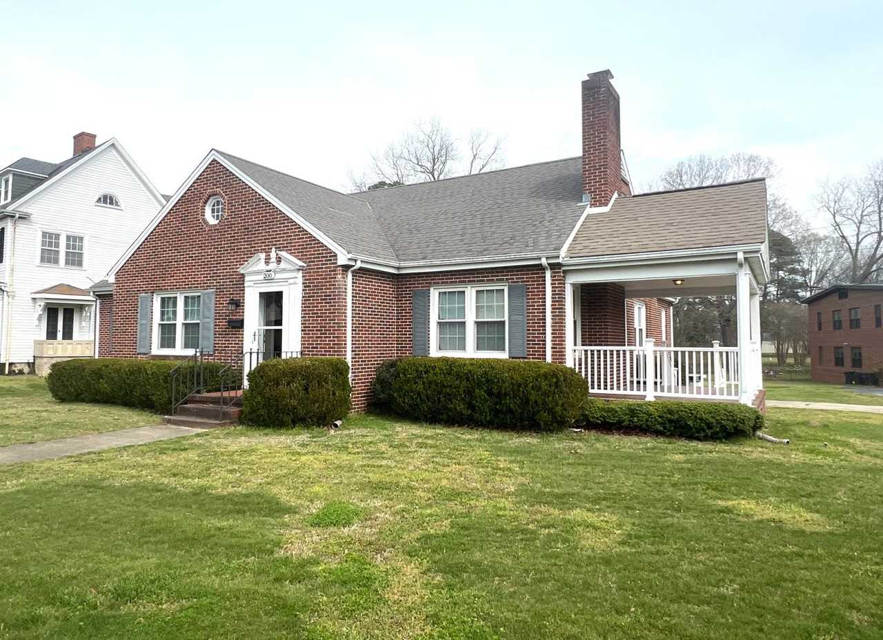 200 Church St - Photo 2 of 23