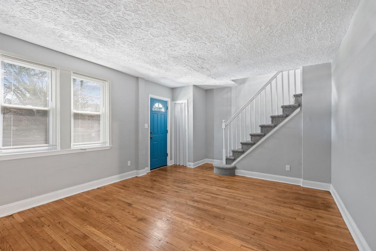 4015 Biddison Lane - Photo 5 of 23