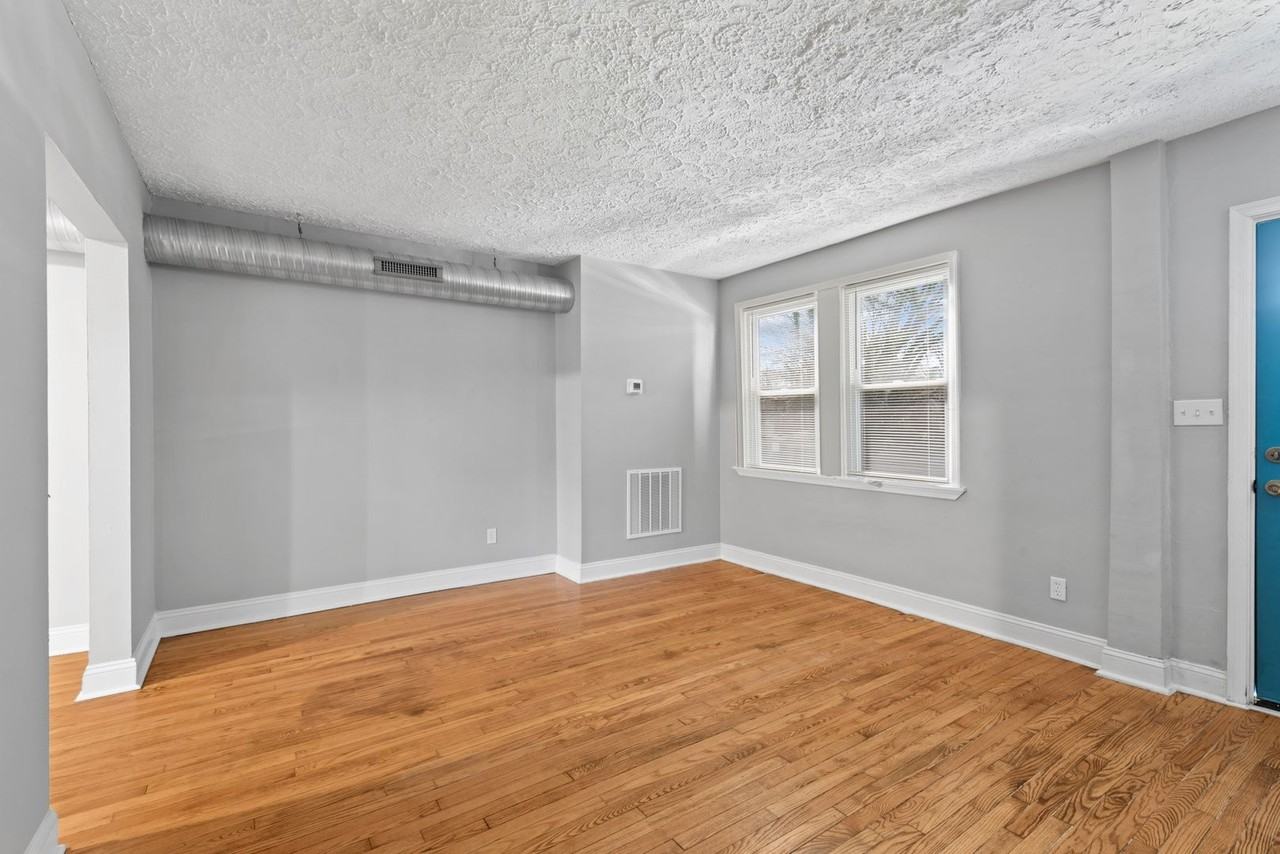 4015 Biddison Lane - Photo 6 of 23