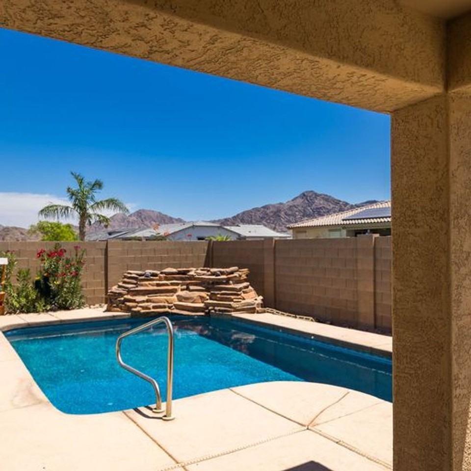 12193 S Laurel Ln - Photo 3 of 50