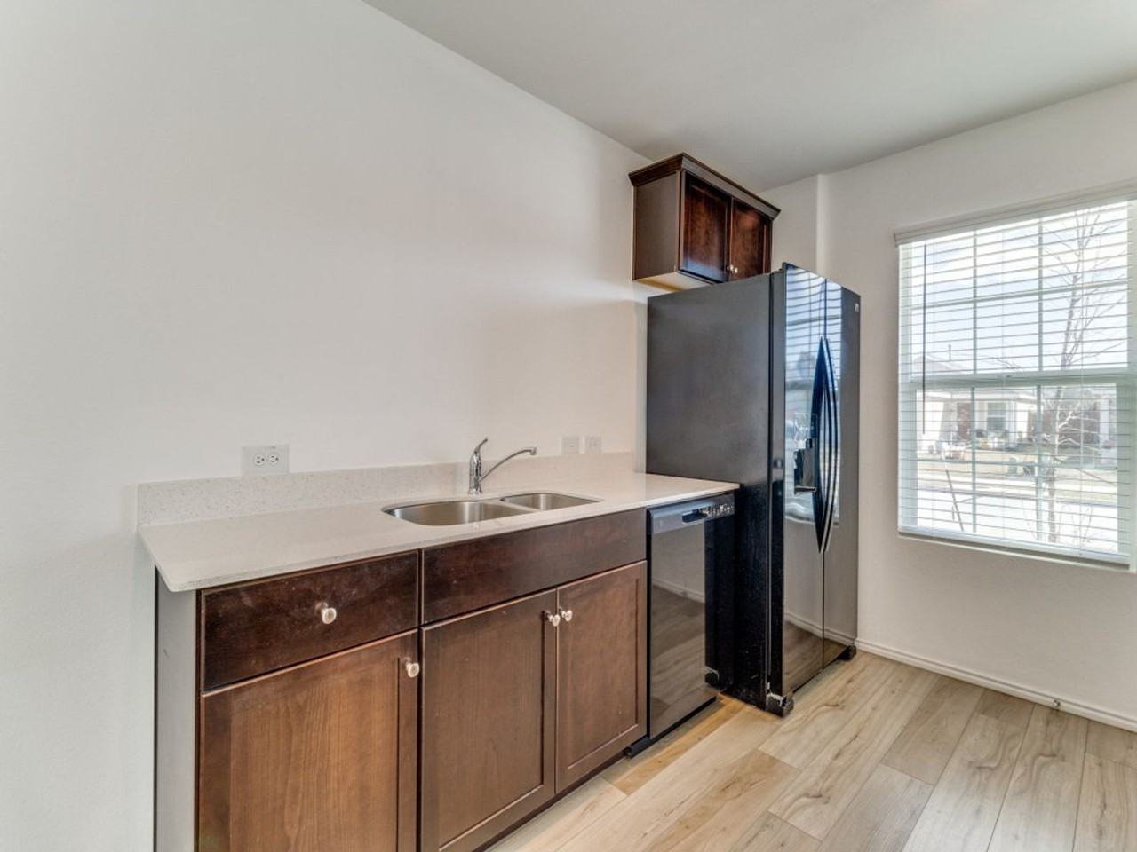 3112 Coyote Way - Photo 7 of 22