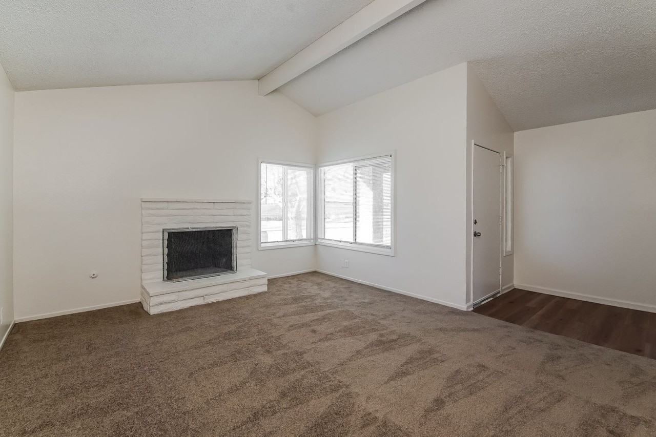 44838 Denmore Ave - Photo 2 of 9