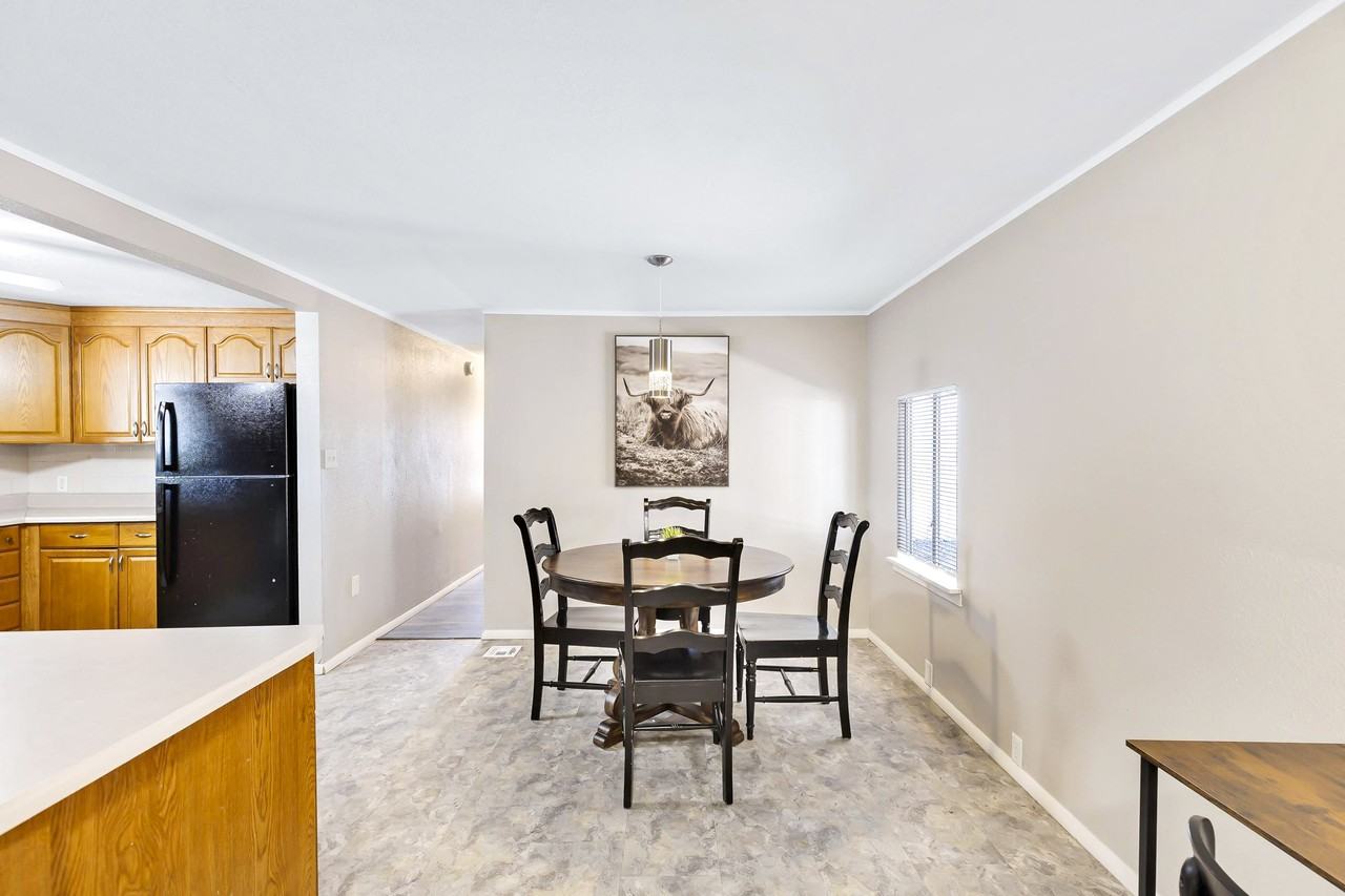 E Albany St - Photo 6 of 13