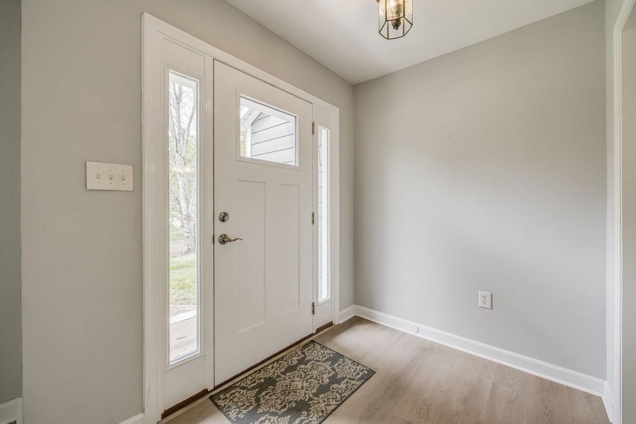 7324 Killingdeer Ln - Photo 3 of 35