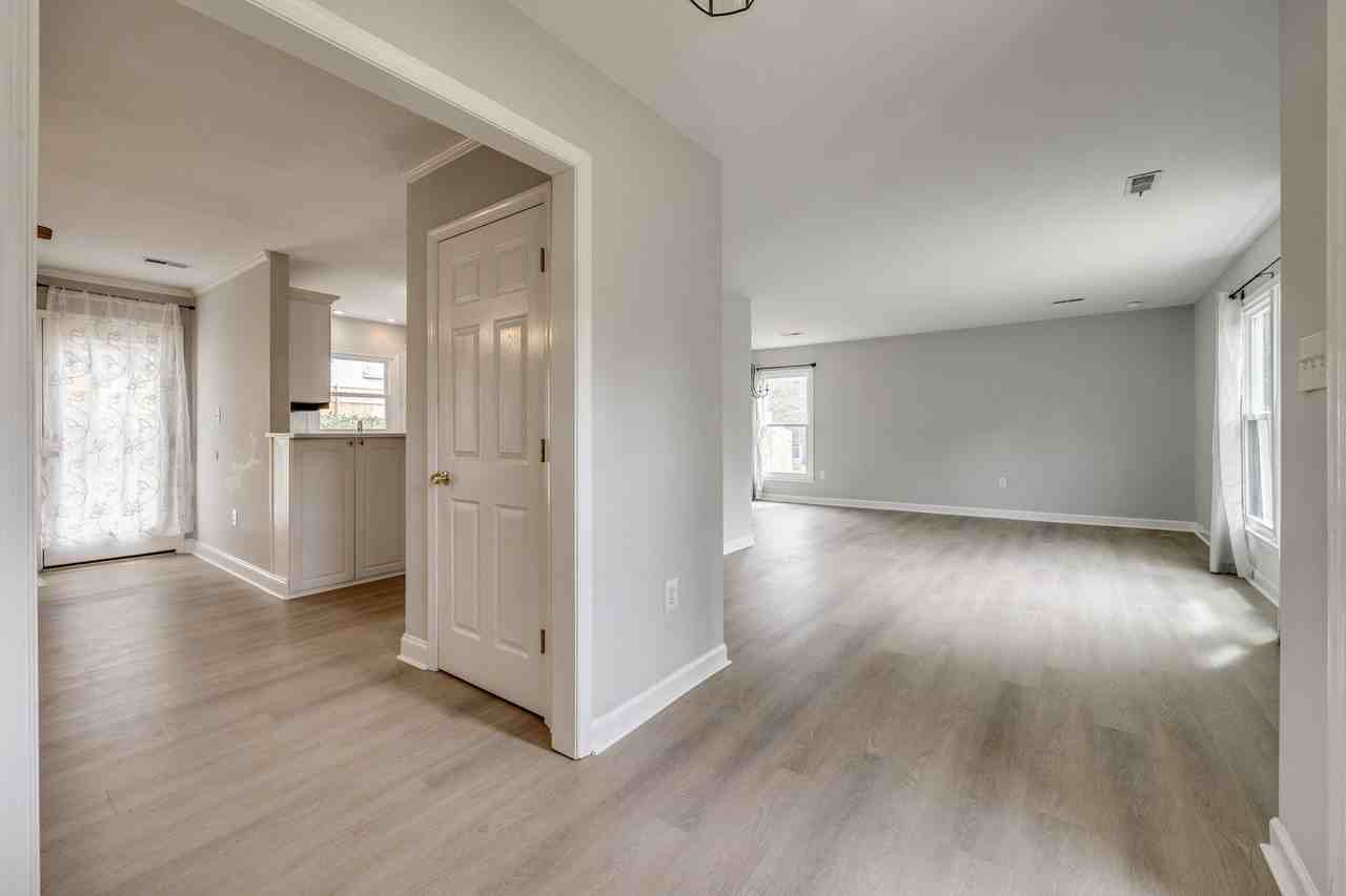 7324 Killingdeer Ln - Photo 4 of 35