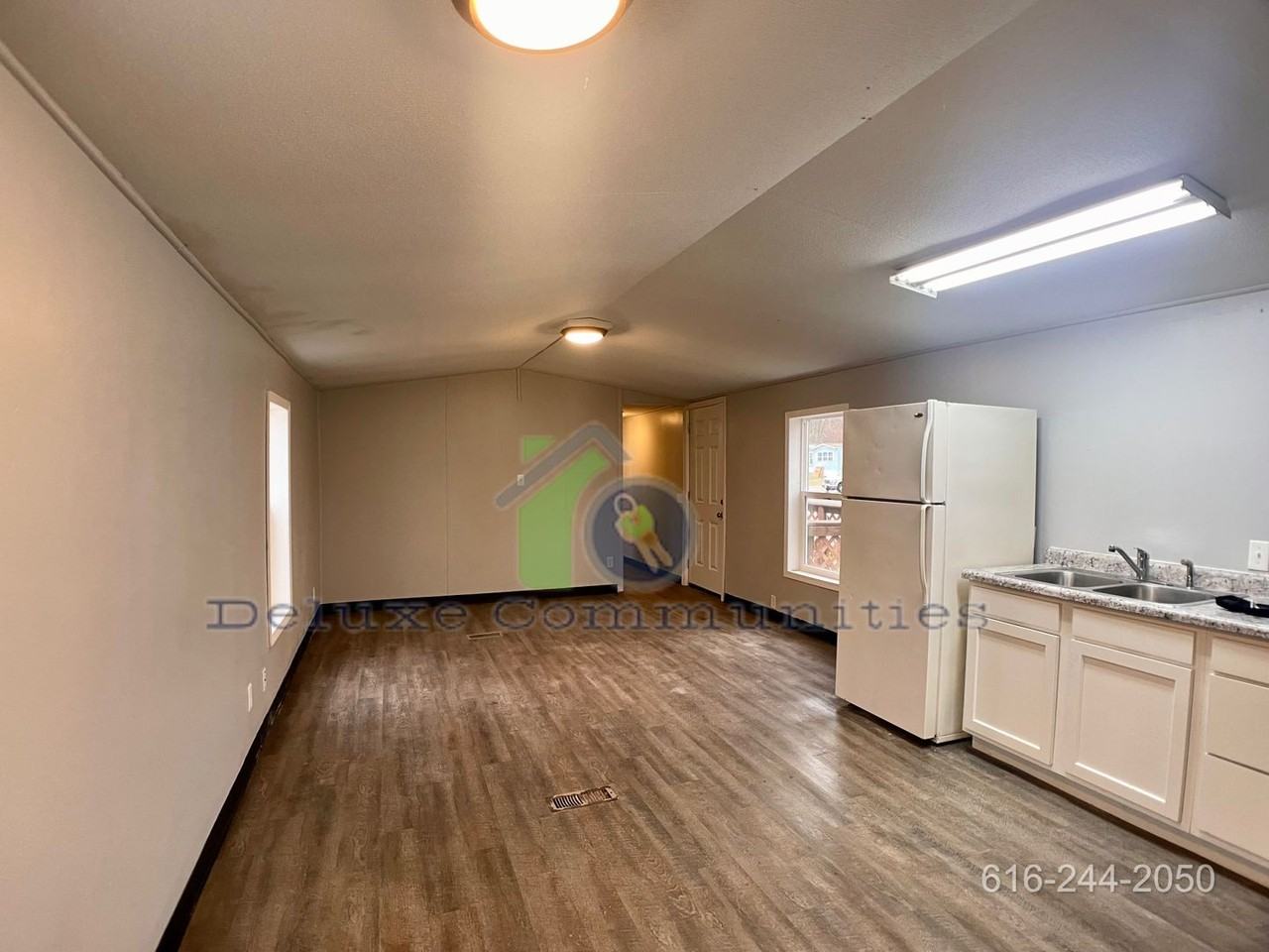 123 Merson Rd - Photo 2 of 11