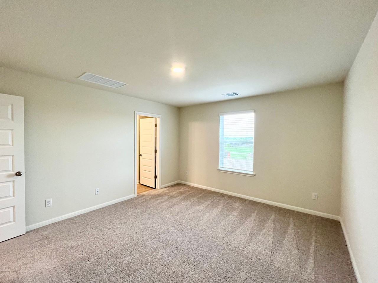 281 Alcatraz Loop - Photo 4 of 12