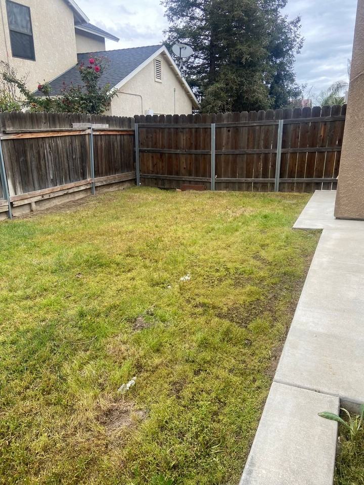 232 E Hollow Way - Photo 3 of 27