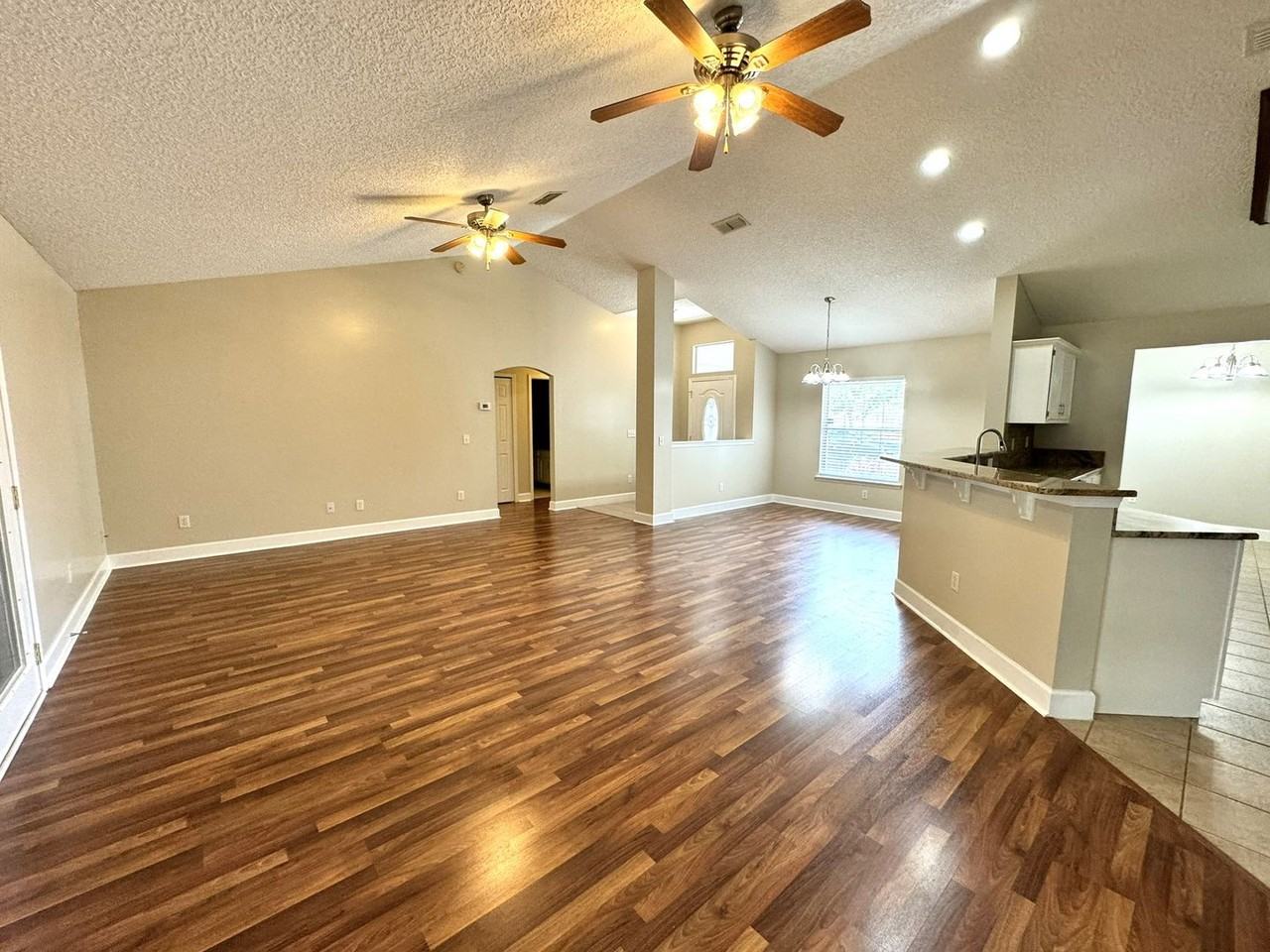 4780 Raggedy Point Rd - Photo 5 of 30