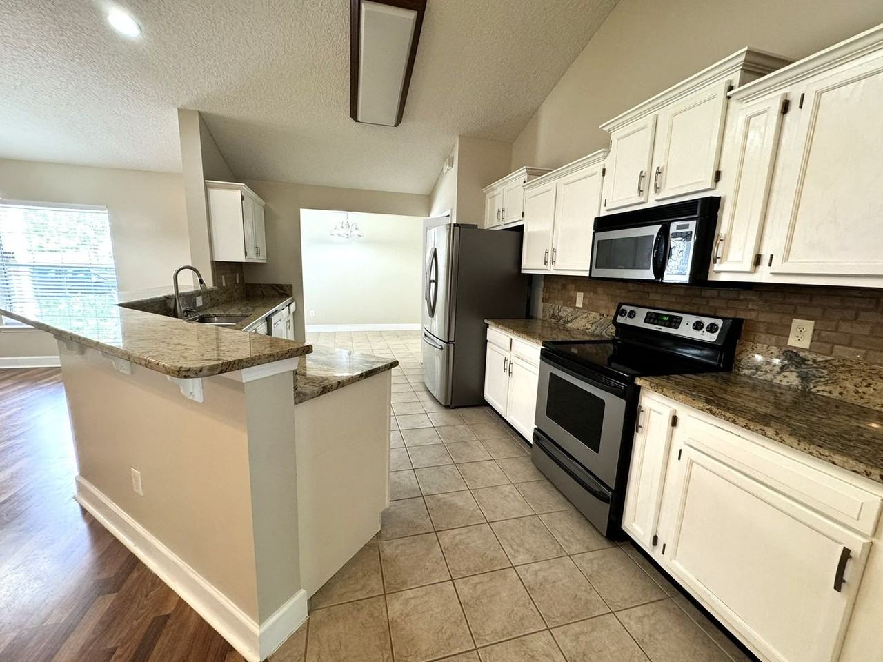 4780 Raggedy Point Rd - Photo 7 of 30
