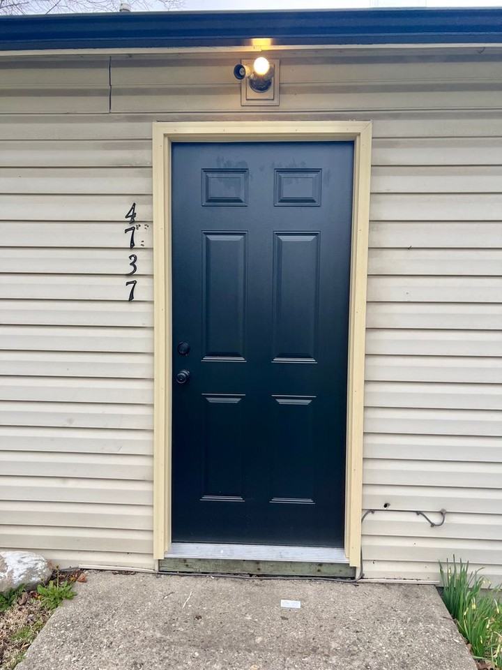 4737 Pinecrest Dr - Photo 3 of 50