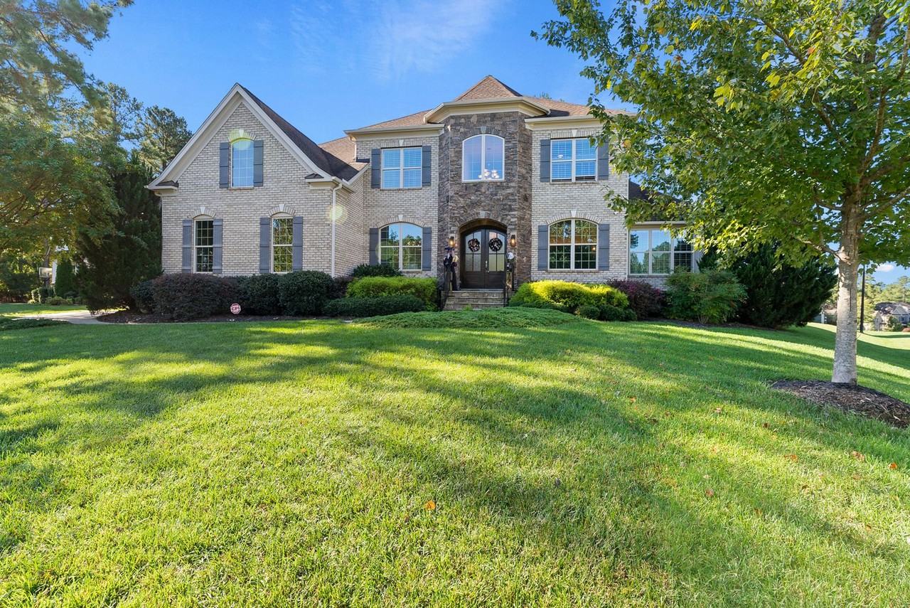 828 Keith Rd - Photo 2 of 45