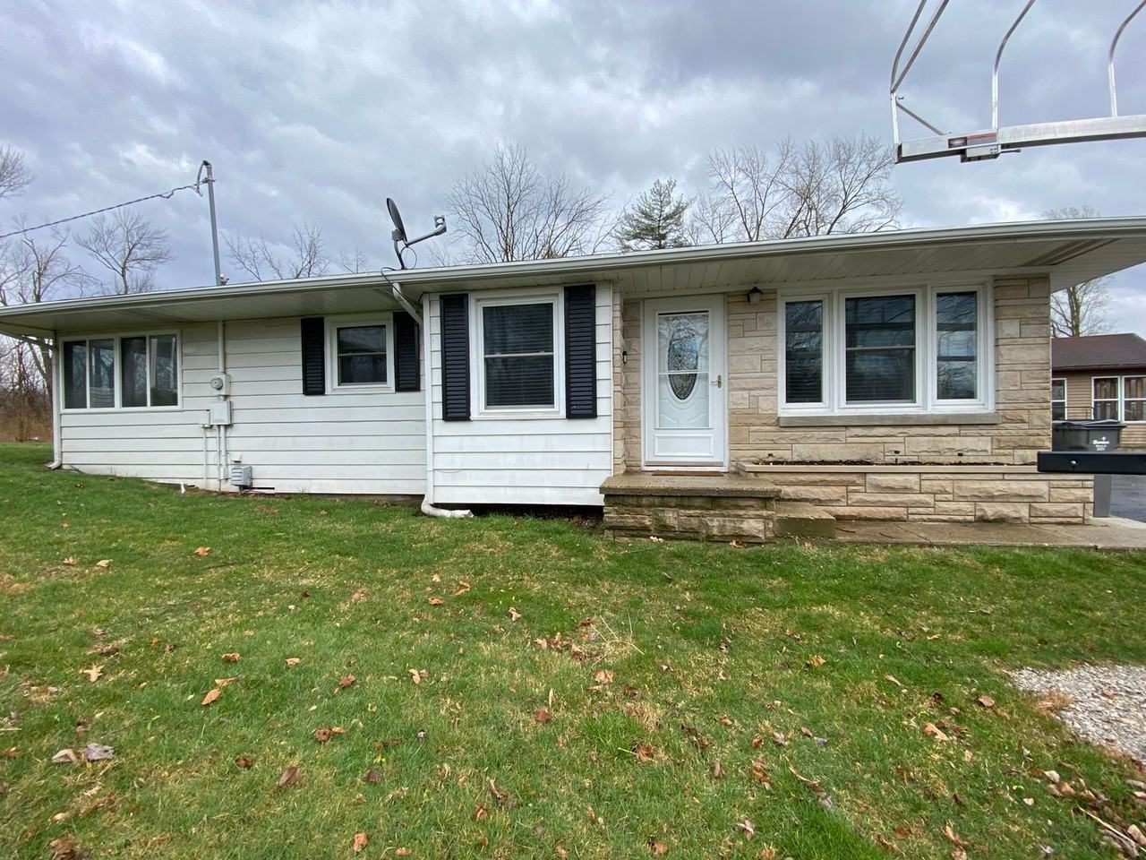 8442 E Wesley Ln - Photo 2 of 24