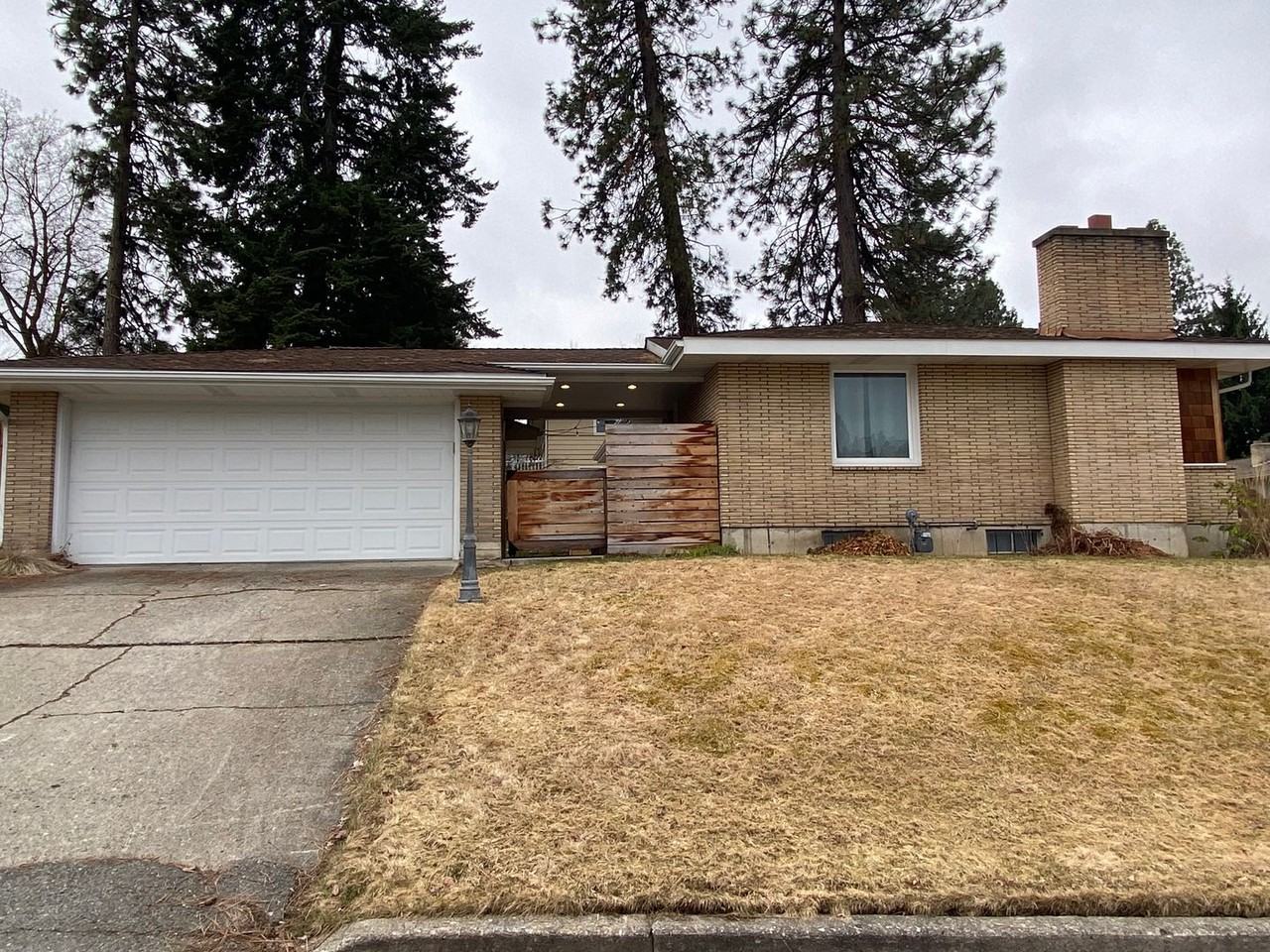 7808 N Fox Point Dr - Photo 3 of 26