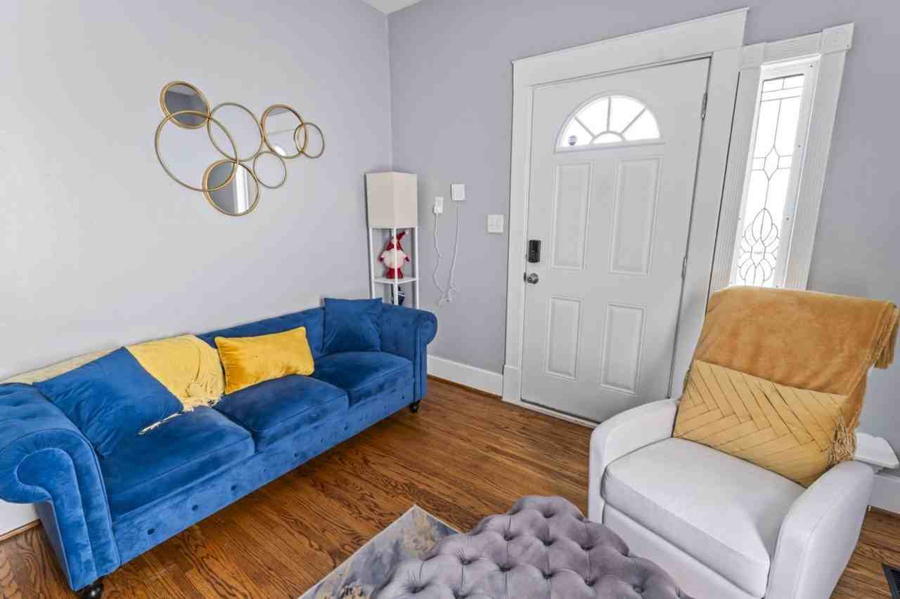 1218 Pindell Ave - Photo 2 of 42