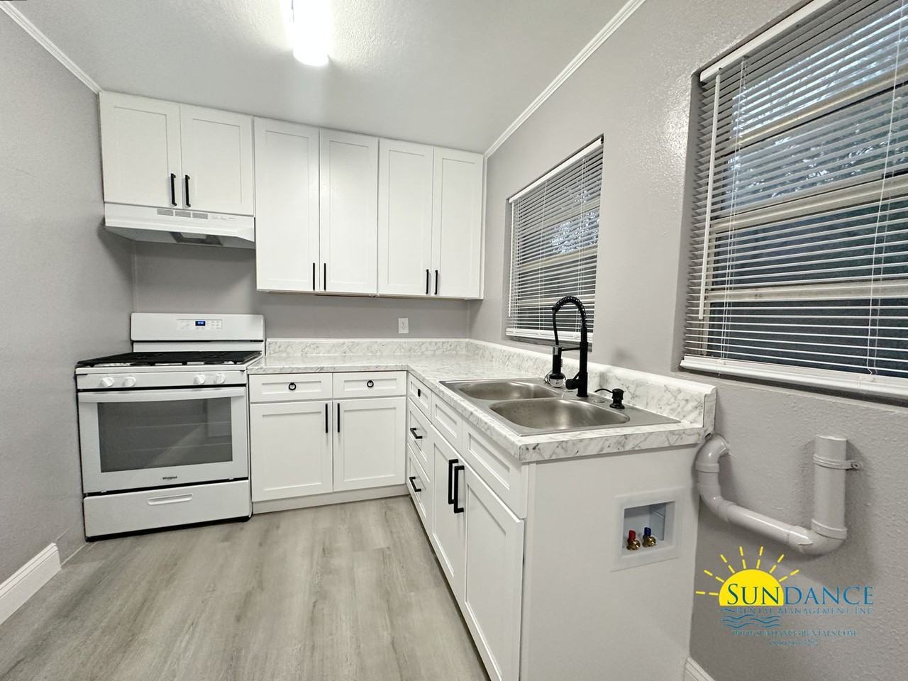 433 Bear Rd #B - Photo 5 of 16