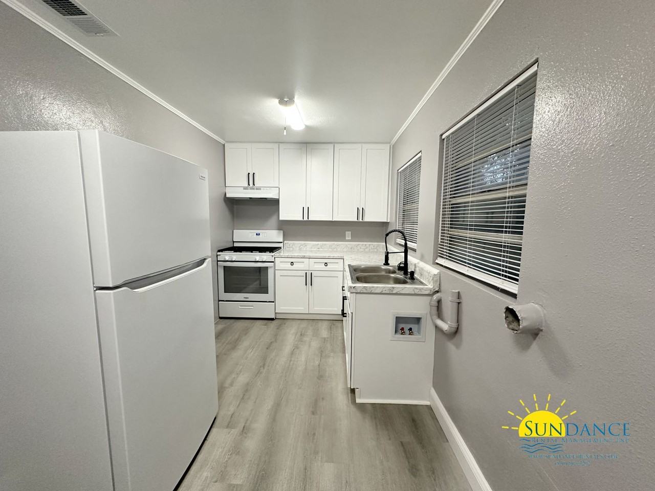 433 Bear Rd #B - Photo 6 of 16
