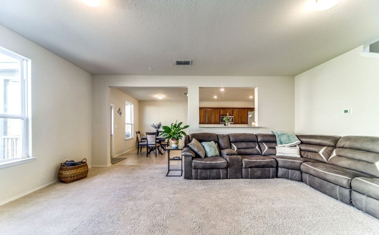 10331 Braunig - Photo 5 of 15