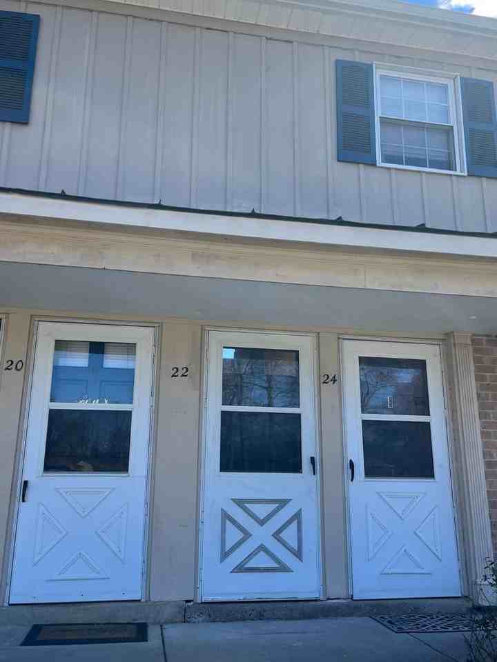 22 Wexford Dr - Photo 2 of 24