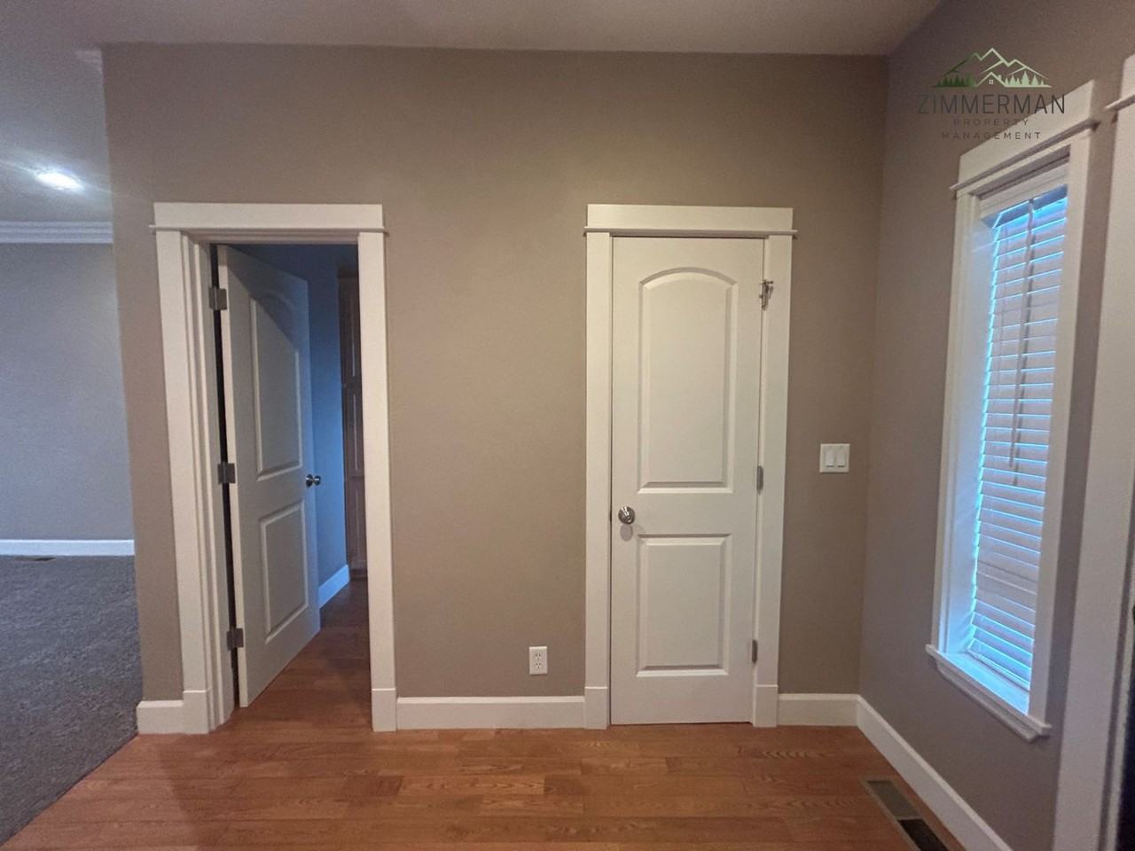 Bhan Holbrook Ln - Photo 3 of 23