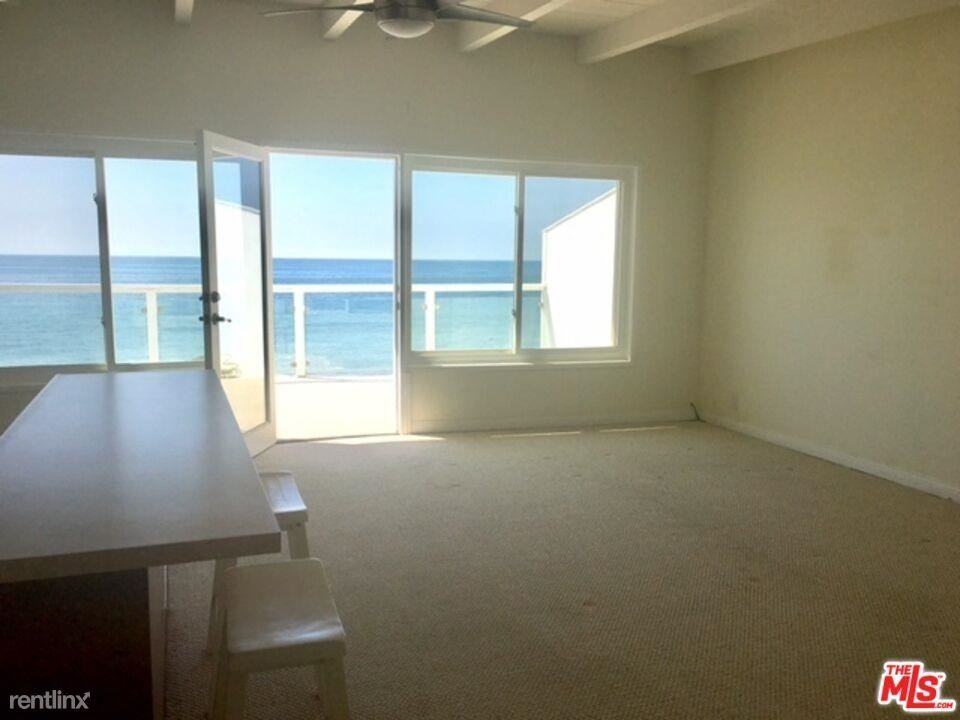 20322 Pacific Coast Hwy - Photo 3 of 10
