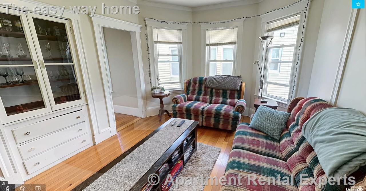 101 Heath St #3 - Photo 5 of 13