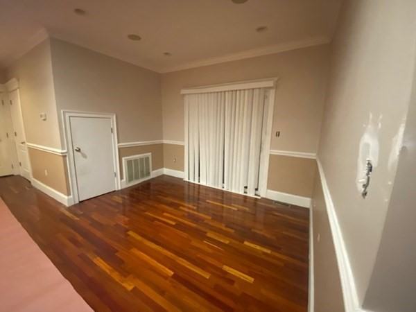 4619 Washington St #1 - Photo 5 of 13