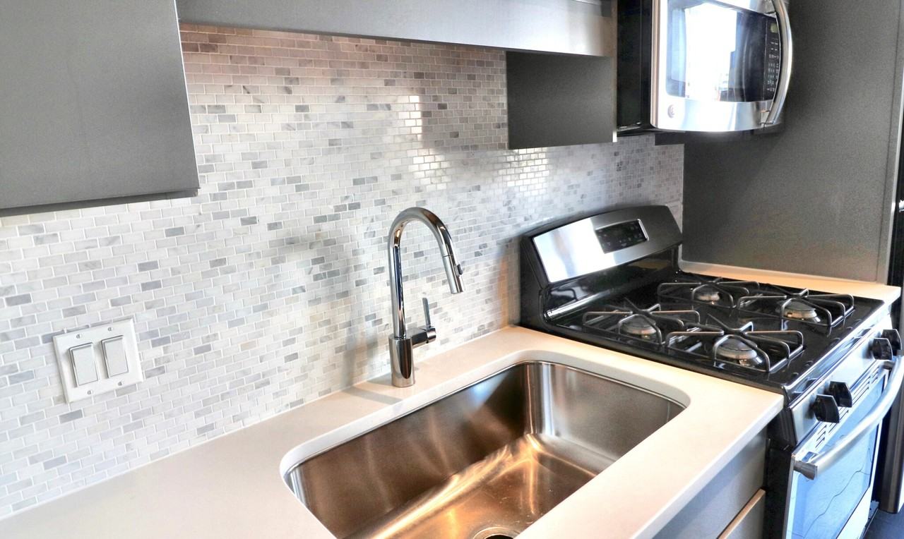 850 S Clark St - Photo 5 of 29