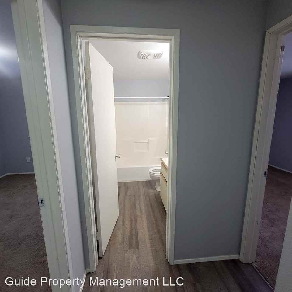 Cornerstone Apartments - Photo 3 of 9