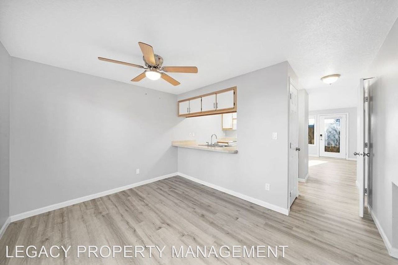14302 E Burnside St. - Photo 2 of 23