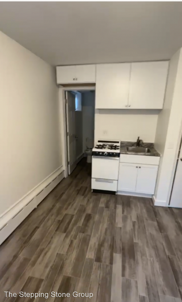 2108 2nd Avenue North - Photo 2 of 8